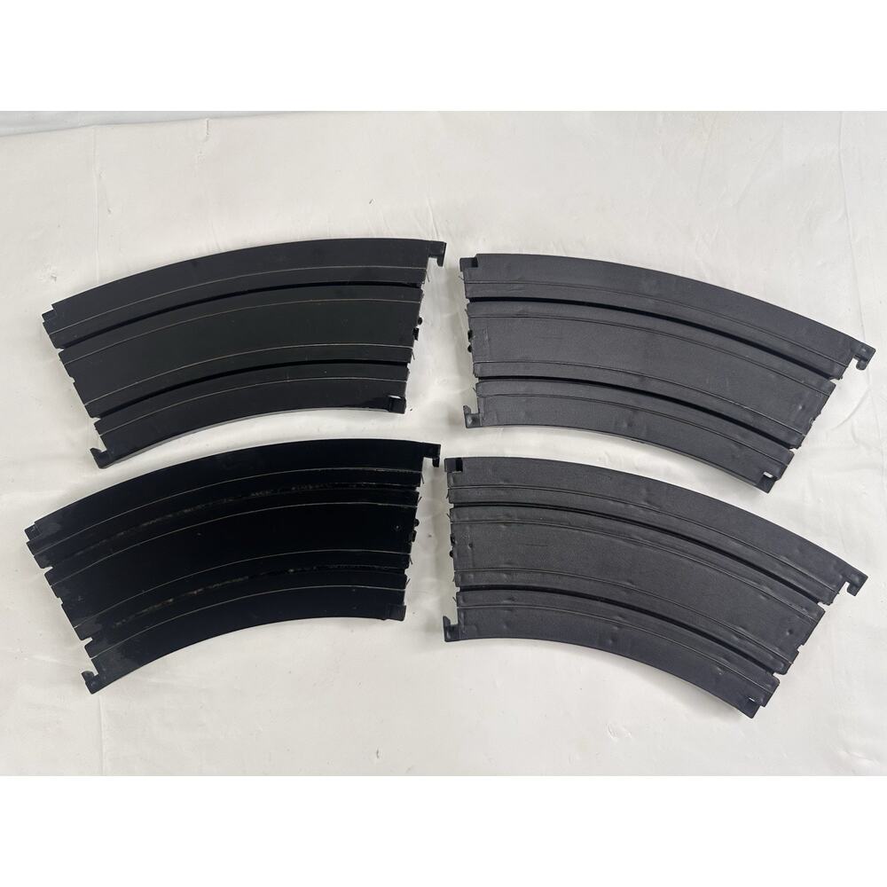 Aurora AFX 9" Radius High Speed Curve Tracks No. 2467 1/8 Circle Lot Of 4